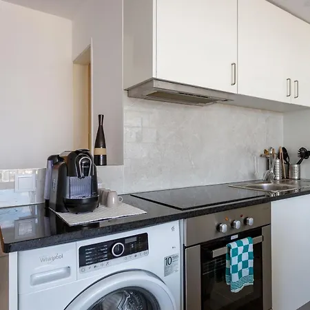 Oakland W/ Sea View By Lovelystay Apartamento