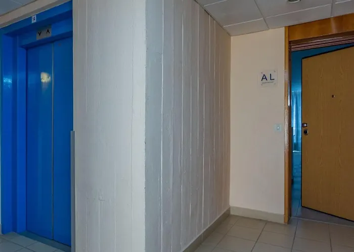 Oakland W/ Sea View By Lovelystay *